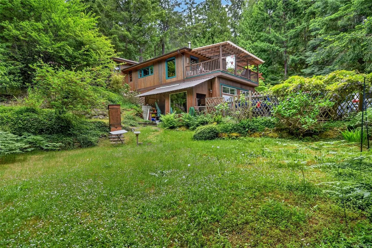 1311 Harrison Way, Gabriola Island BC V0R 1X2