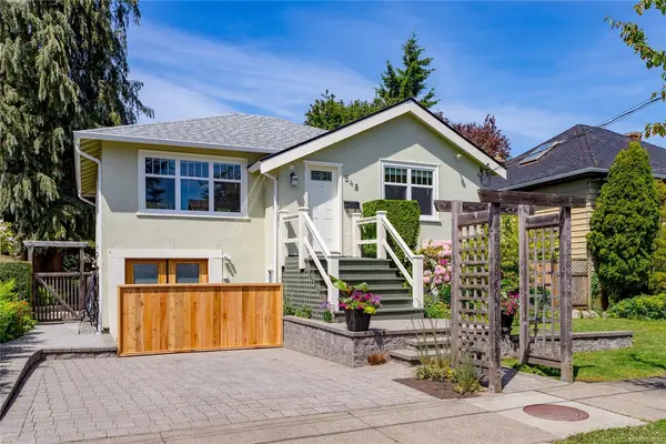 548 Cornwall St, Victoria BC V8V 4L1 - 3 bed, 3 bath property for sale in Victoria