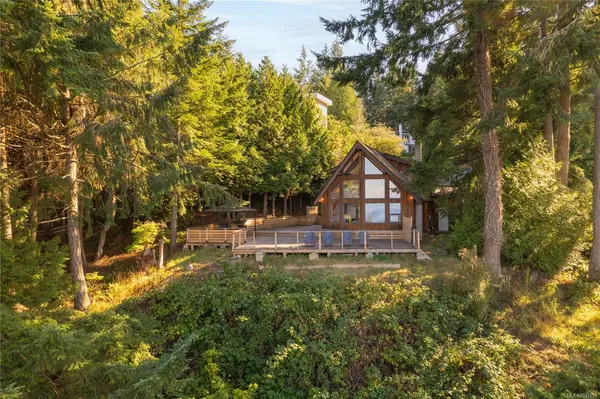 5030 Lost Lake Rd, Nanaimo BC V9T 5E4