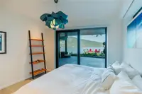 View 32