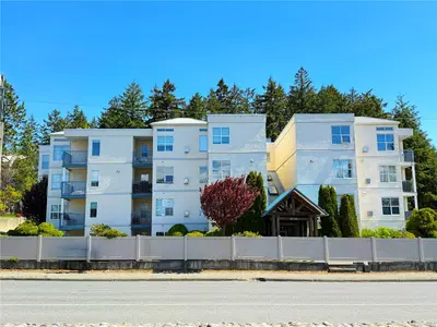 4700 Uplands Dr # 103, Nanaimo BC V9T 5V1