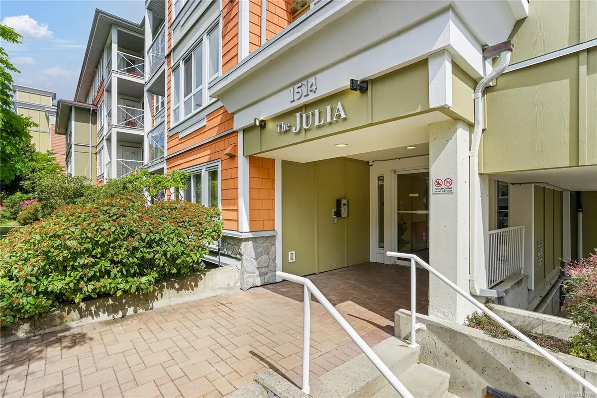 1514 Church Ave #204, Saanich BC V8P 0A3
