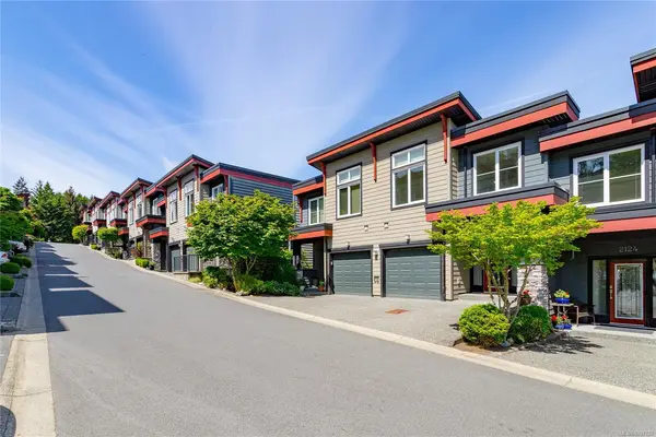 2122 Greenhill Rise, Langford BC V9B 0J1 - 3 bed, 3 bath in Langford
