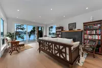 View 32