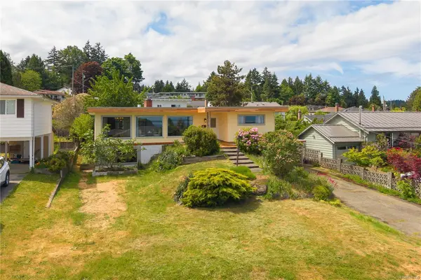 2505 Glenayr Dr, Nanaimo BC V9S 3R9
