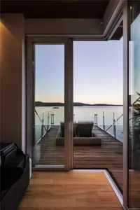 View 10