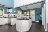View 10