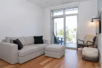 View 10