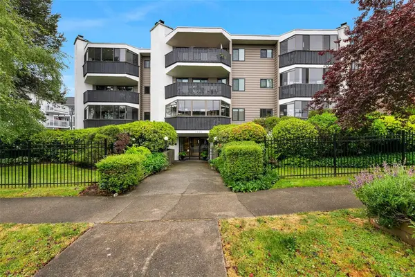 1031 Burdett Ave N # 103, Victoria BC V8V 3G9 - 1 bed, 1.0 bath in Victoria