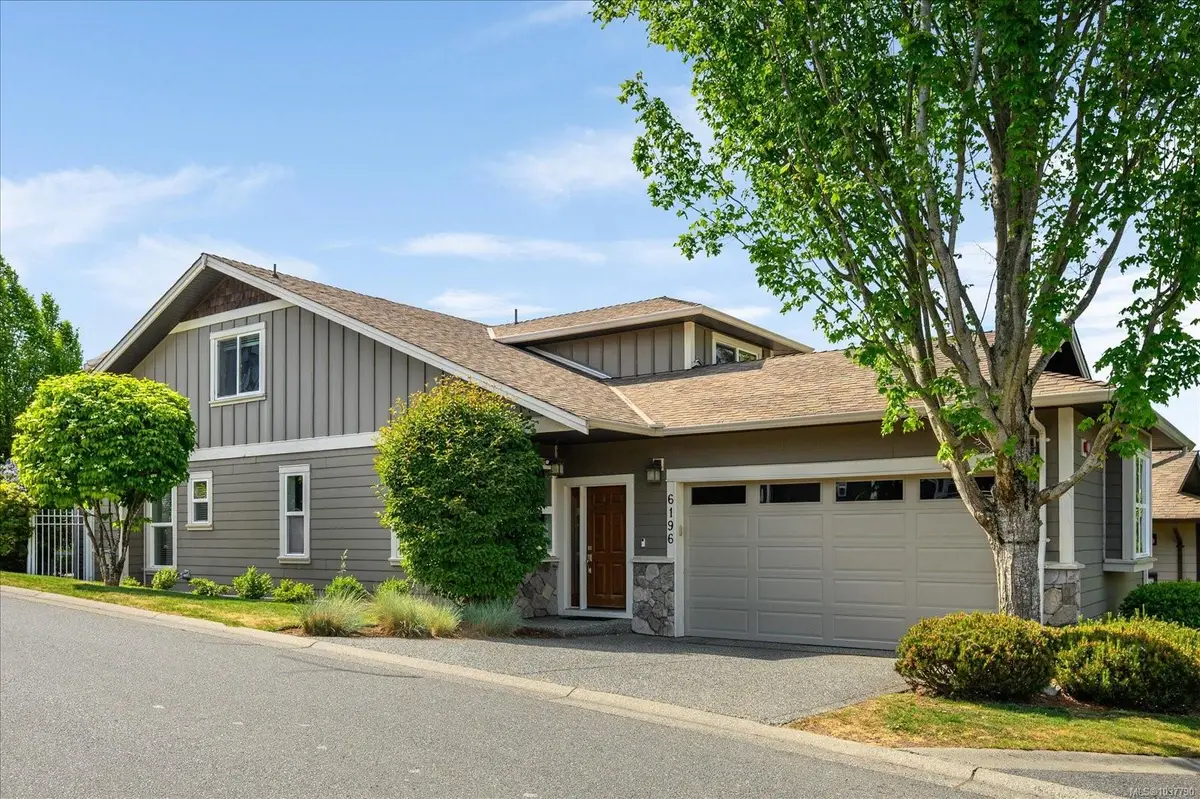 6196 Strathcona Pl, Nanaimo BC V9T 0A3