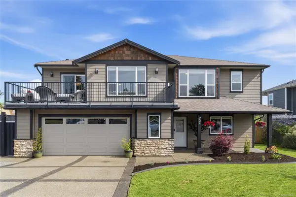 967 Sanika Close, French Creek BC V9P 0B8