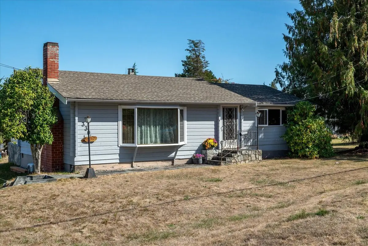330 Temple St, Parksville BC V9P 1C7