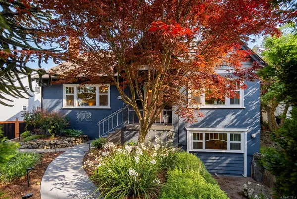 1066 Finlayson St, Victoria BC V8T 2T7