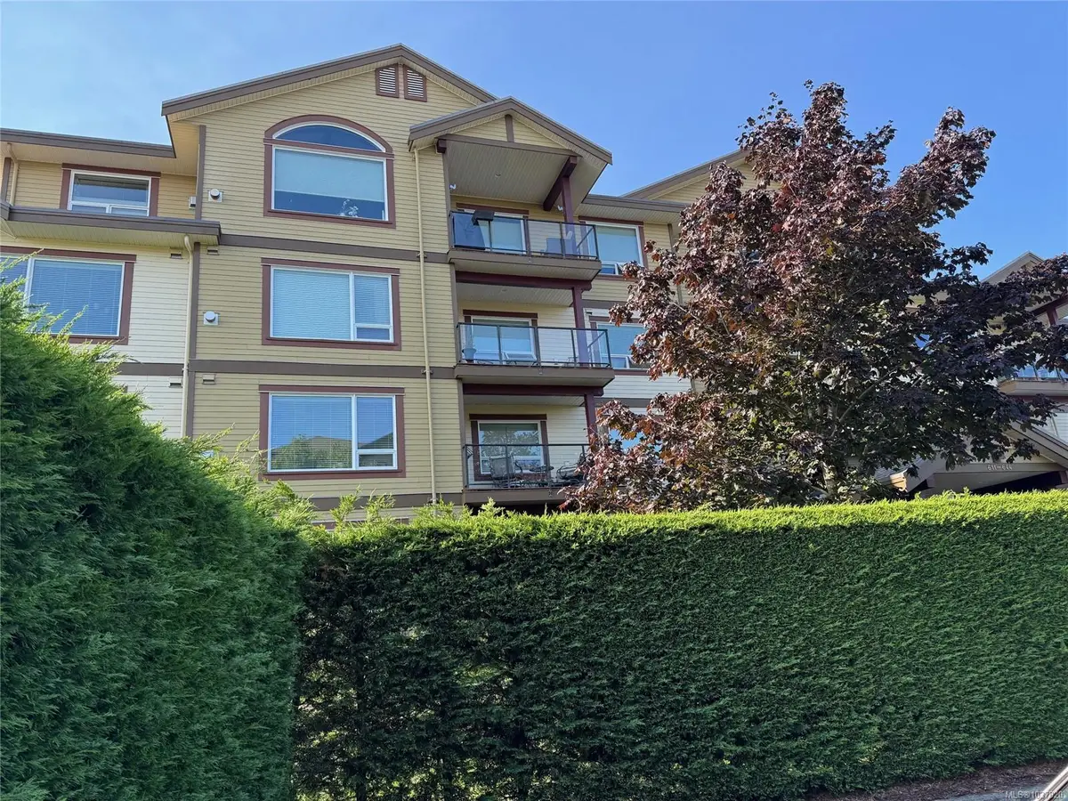 3666 Royal Vista Way #636, Courtenay BC V9N 9X8