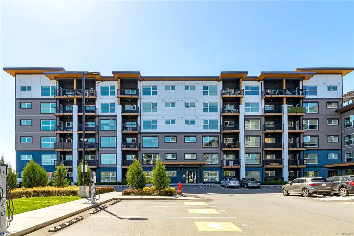 2469 Gateway Rd #217, Langford BC V9B 6R7