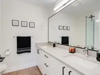View 10