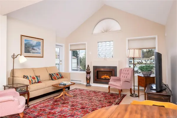 275 First St #403, Duncan BC V9L 1R3 - 2 bed, 2 bath in Duncan
