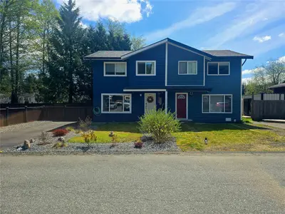 9477 Scott St # A, Port Hardy BC V0N 2P0