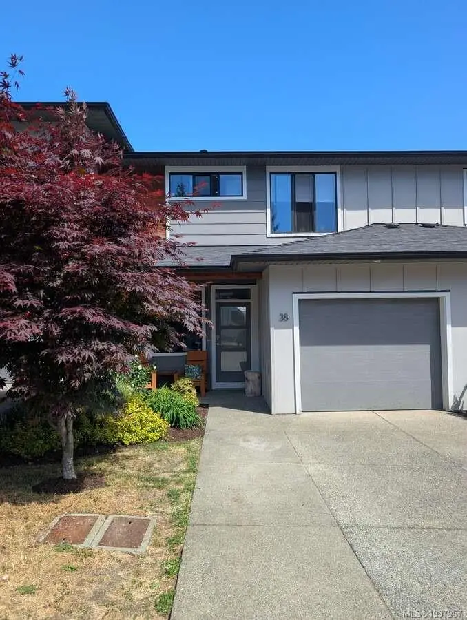 2607 Kendal Ave #38, Cumberland BC V0R 1S0