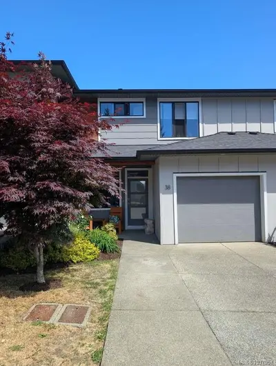 2607 Kendal Ave # 38, Cumberland BC V0R 1S0