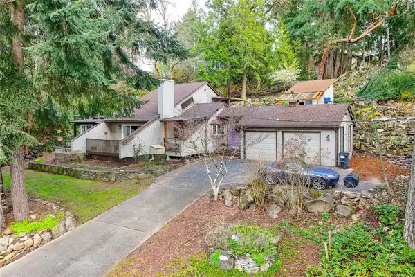 10912 Boas Rd, North Saanich BC V8L 5J1