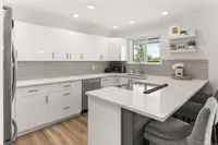 View 16