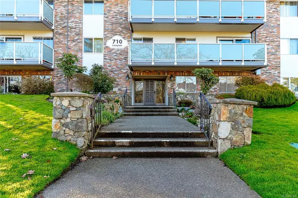 710 Lampson St # 204, Esquimalt BC V9A 6A6 - 2 bed, 1 bath in Esquimalt