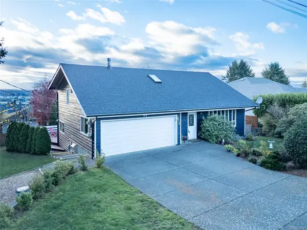 675 Evergreen Ave, Courtenay BC V9N 6Y1