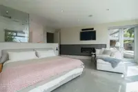 View 18