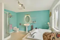 View 24