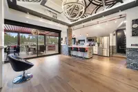 View 10