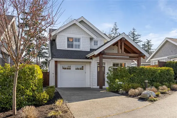 846 Ackerman Rd #7, Parksville BC V9P 1A7 - 3 bed, 3 bath in Parksville