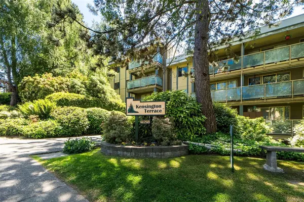 1025 Inverness Rd #221, Saanich BC V8X 2S2
