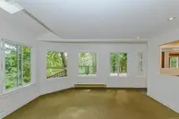 View 16