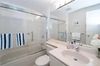 View 32