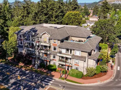 2706 Peatt Rd # 203, Langford BC V9B 3V3