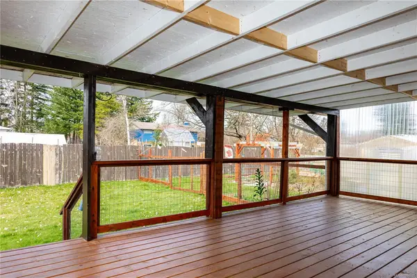 11-1630 Croation Rd, Campbell River BC V9W 3T5 - 2 bed, 1 bath property for sale in Campbell River