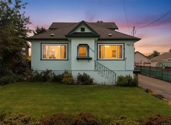 3161 Donald St, Saanich BC V8V 3P7 - 6 bed, 3 bath property for sale in Saanich