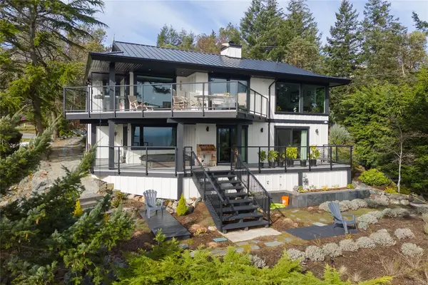 3483 Schooner Rd, Nanoose Bay BC V9P 9H9 - 3 bed, 3 bath property for sale in Nanoose Bay