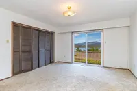 View 16