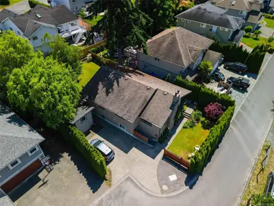 110 Jedburgh Pl, View Royal BC V9B 6N7
