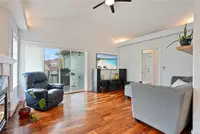 View 16