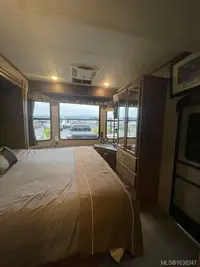 View 16