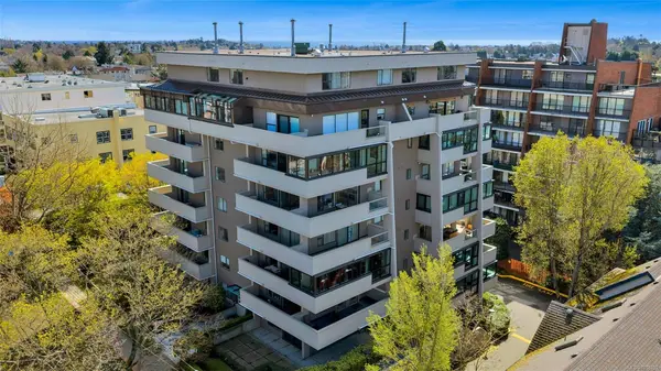 819 Burdett Ave # 805, Victoria BC V8W 1B3