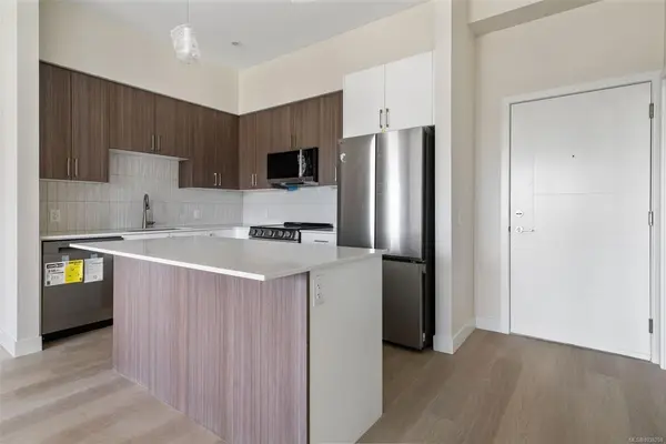 777 Station Ave # 208, Langford BC V9B 2S1