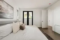 View 25