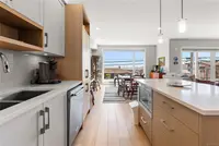 View 16