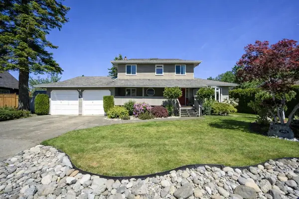 1394 Mallard Dr, Courtenay BC V9N 8J8