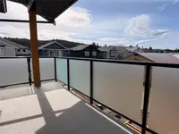 View 16