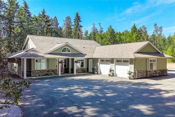 900 Rivers Edge Dr, Nanoose Bay BC V9P 9L6 - 3 bed, 2 bath in Nanoose Bay